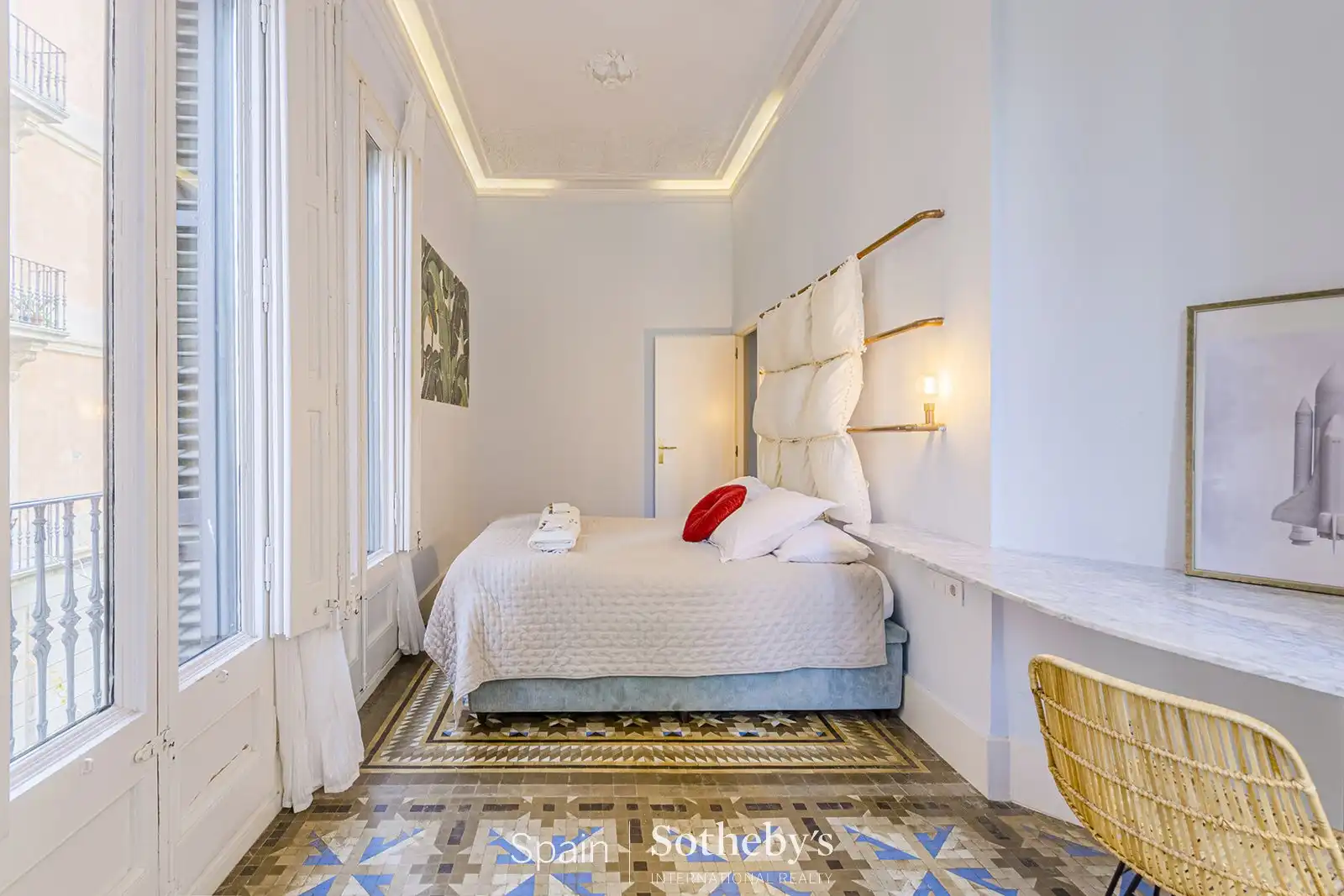 Dormitori de Apartament en venda en Barcelona amb Aire condicionat, Calefacció i Terrassa