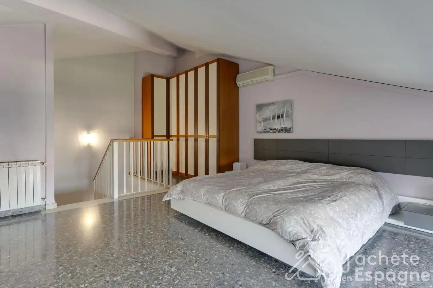 Schlafzimmer von Maisonette zum Verkauf in Valencia mit Klimaanlage, Heizung und Terrasse