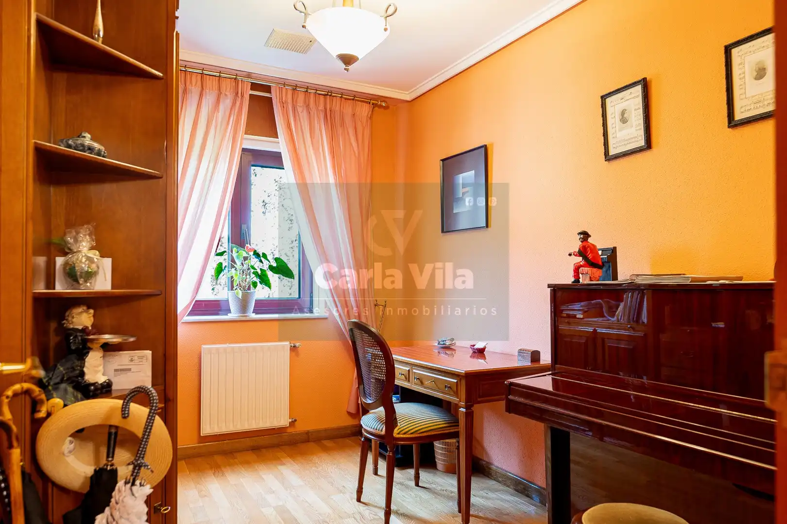 Habitación de Dúplex en venta en Lugo con Calefacción, Jardín privado y Parquet