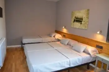 Bedroom of Houses for sale in Les Oluges  with Heating, Private garden and Terrace