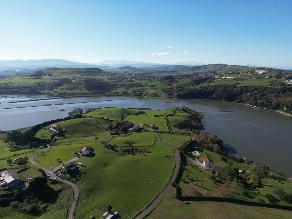 Country homes for sale in Cudón