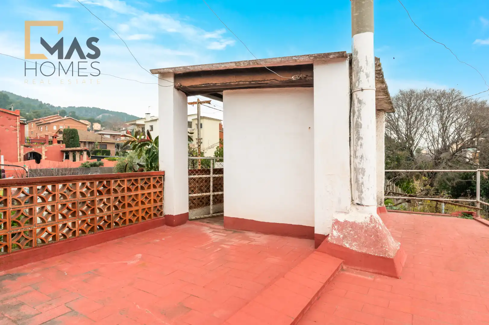 Country homes for sale in Carrer Sant Francesc, Pallejà