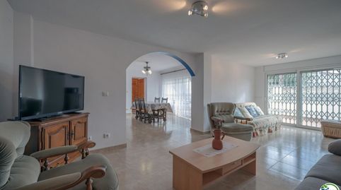 Foto 3 de Piso en venta en Calle Manuel de la Falla, Nord, Roses
