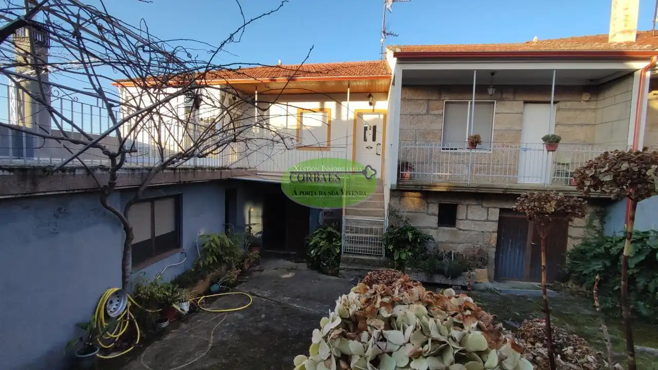 Vista exterior de Casa o chalet en venta en A Bola  con Calefacción, Jardín privado y Terraza