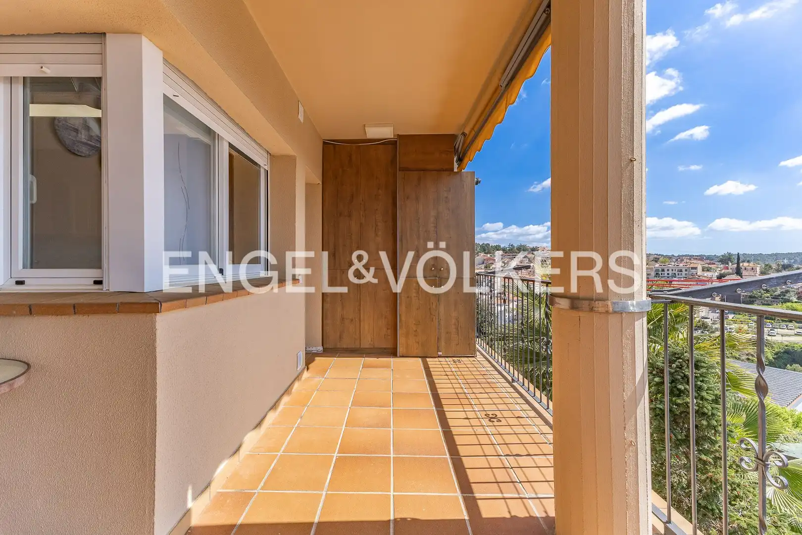Terrassa de Casa o xalet en venda en Castellar del Vallès amb Aire condicionat, Calefacció i Jardí privat