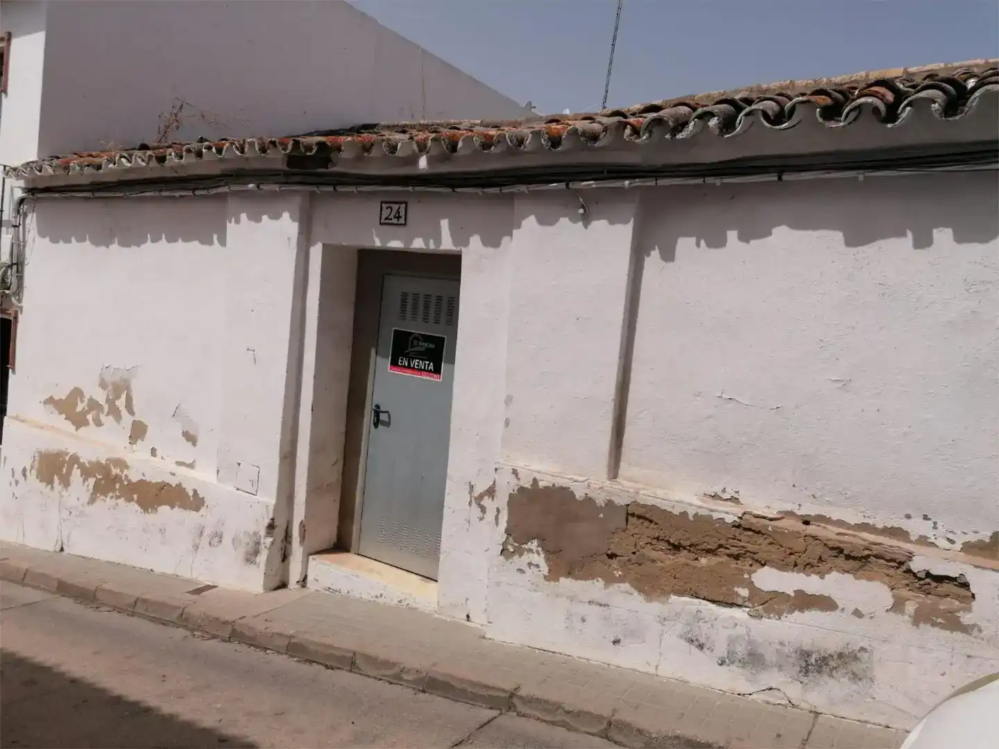 Vista exterior de Local en venta en Bonares