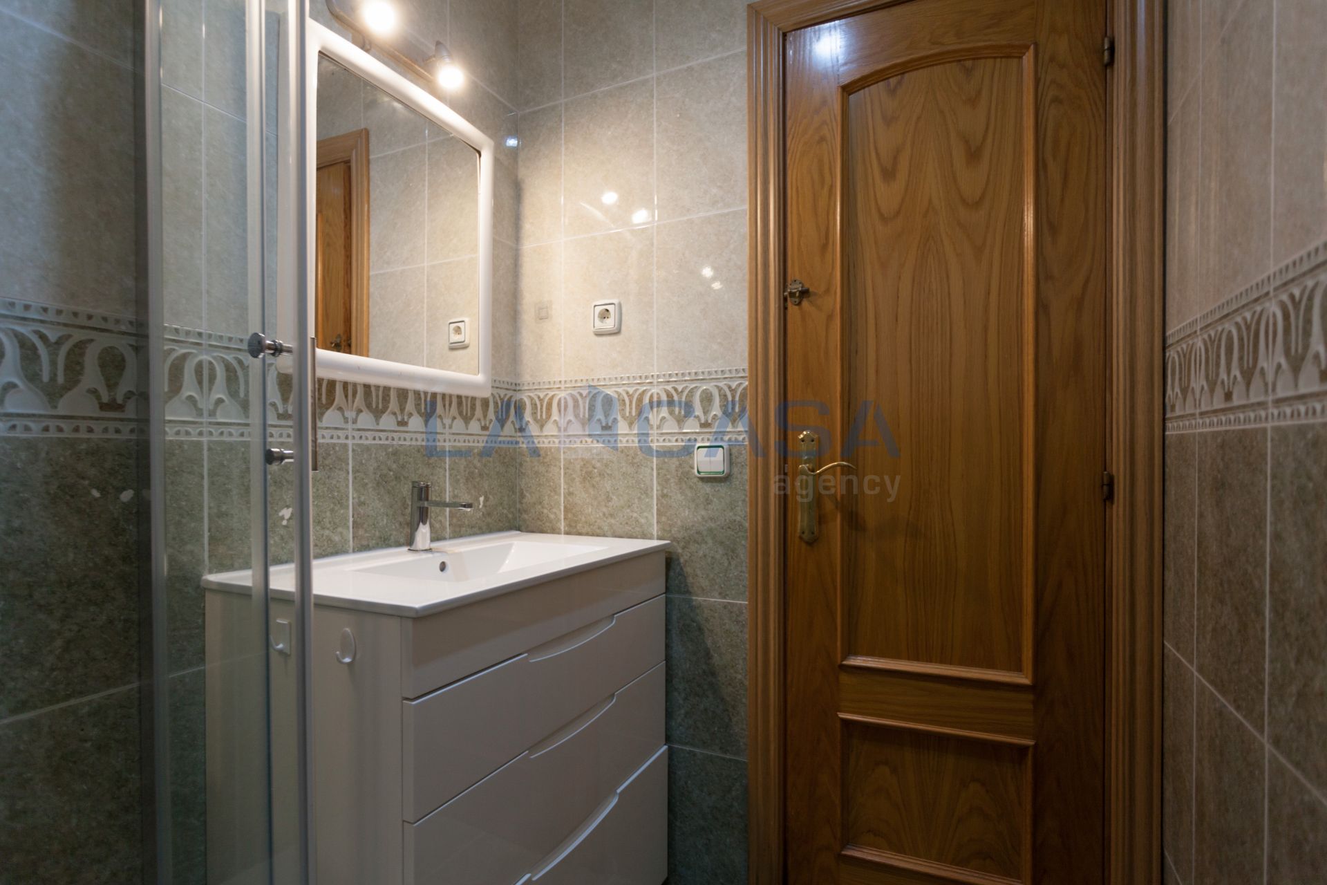 Bany de Pis en venda en  Barcelona Capital amb Calefacció i Parquet