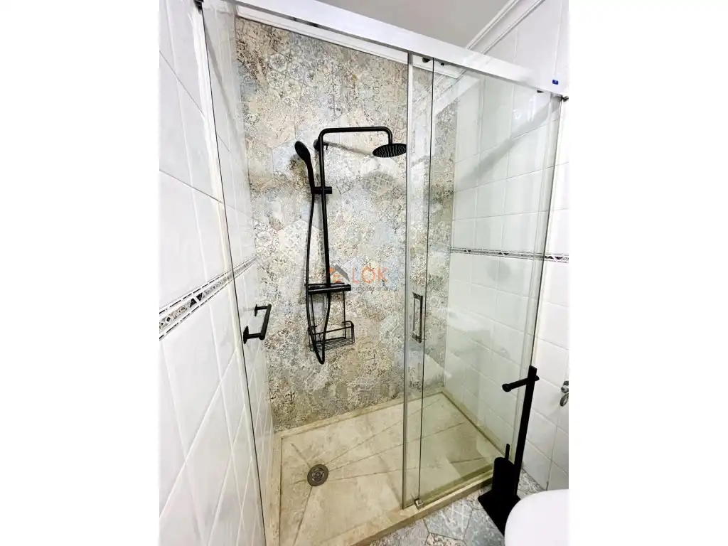 Baño de Piso en venta en Málaga con Aire acondicionado, Terraza y Amueblado
