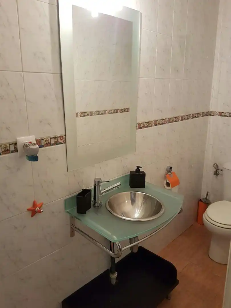 Bany de Casa adosada en venda en Algeciras amb Jardí privat, Traster i Moblat