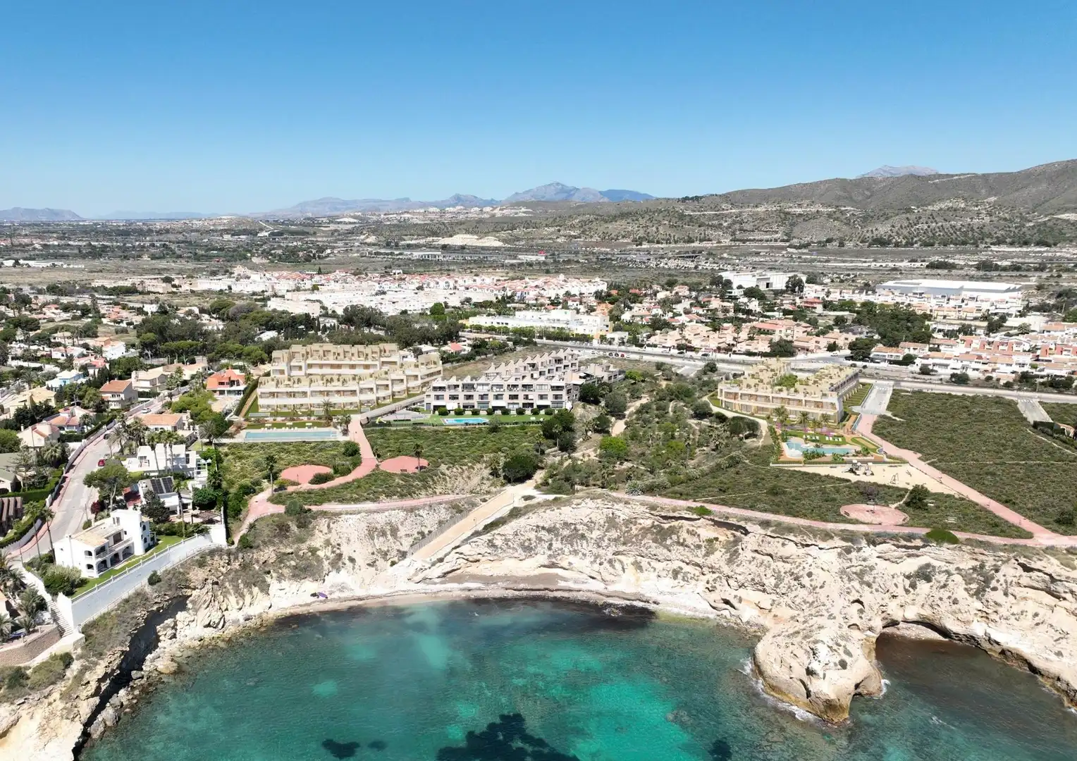 Casa aparellada amb piscina en venda a Pueblo Español - Coveta Fumá, imagen 2