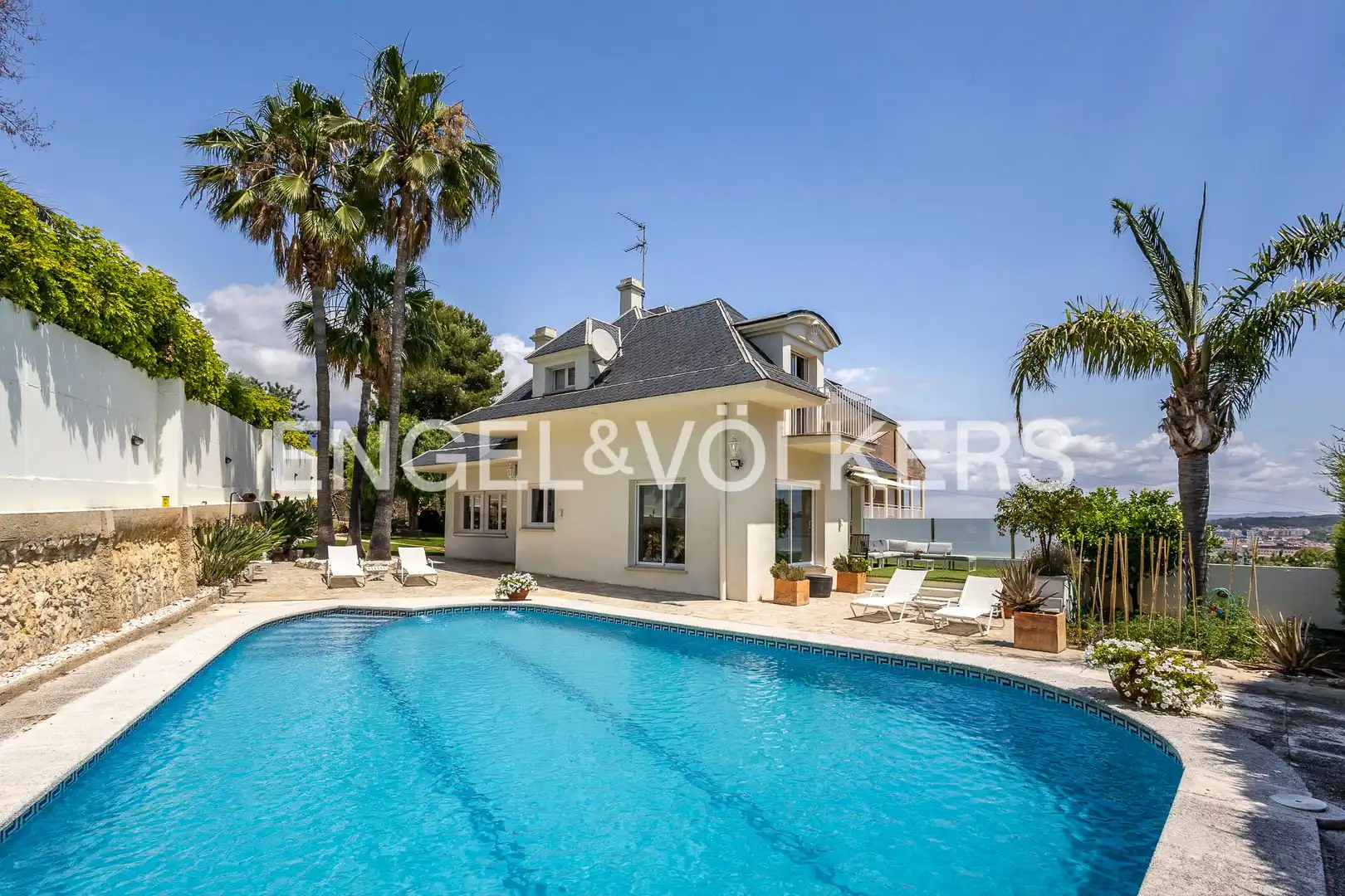 Exterior view of Houses for sale in El Vendrell  with Heating, Private garden and Terrace