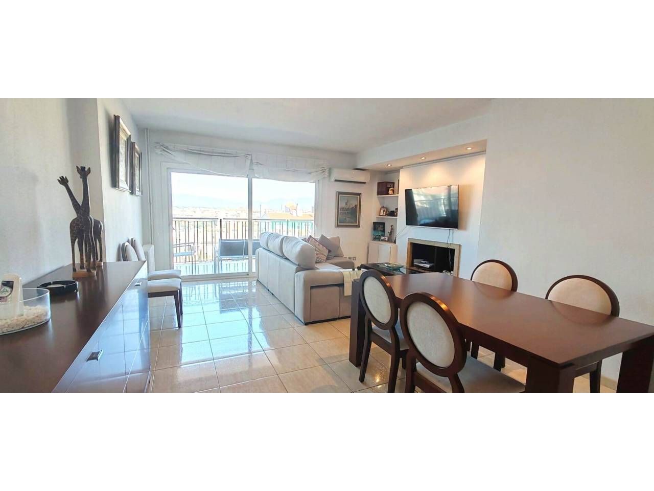 Sala de estar de Piso en venta en Girona Capital con Aire acondicionado, Calefacción y Terraza