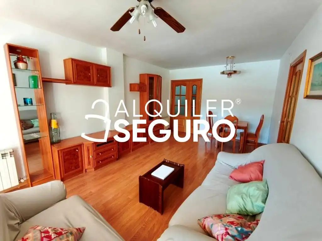 Flat for rent in Pintor Murillo, Norte - Universidad