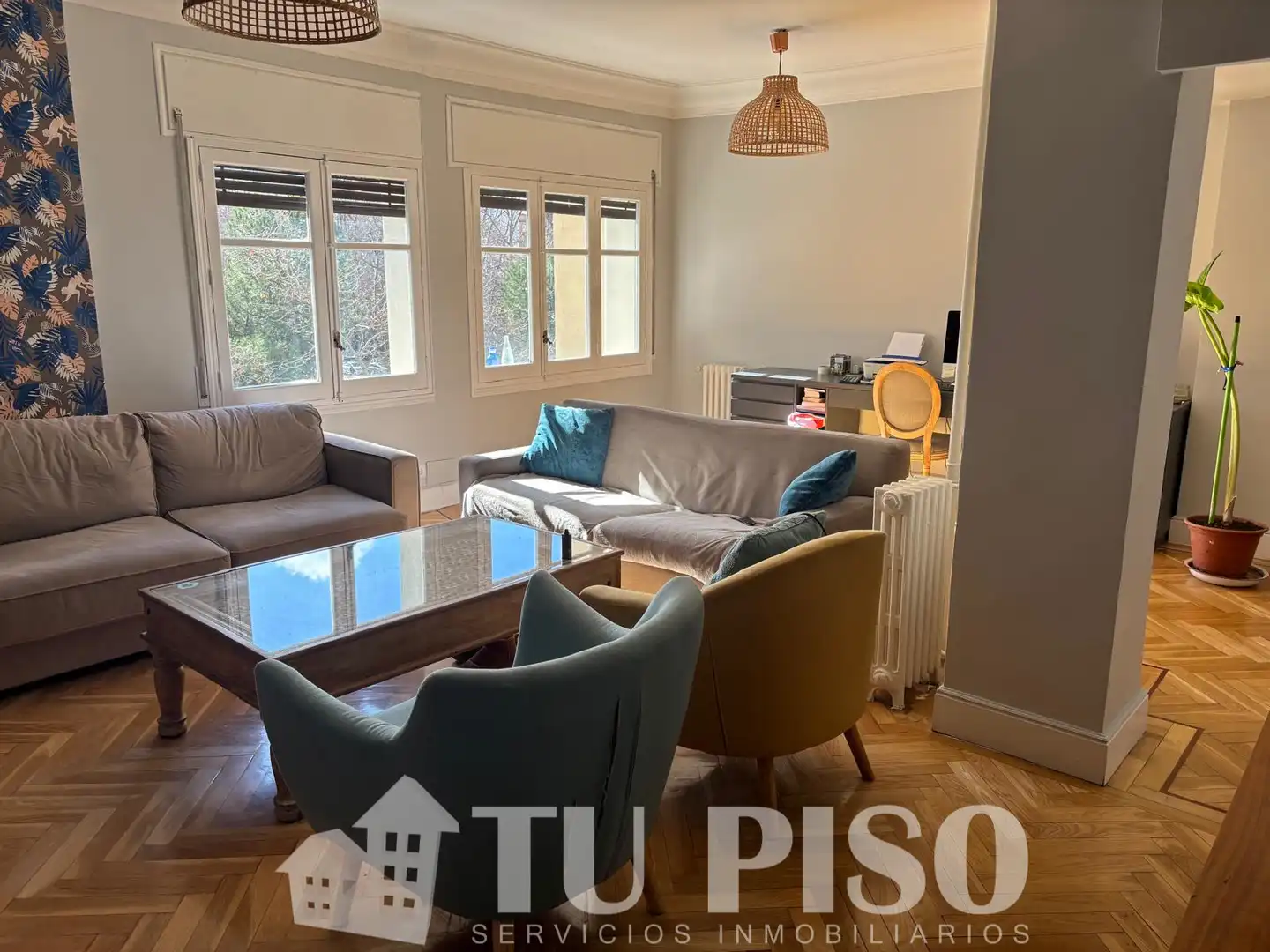 Sala de estar de Piso en venta en Madrid con Calefacción, Trastero y Amueblado