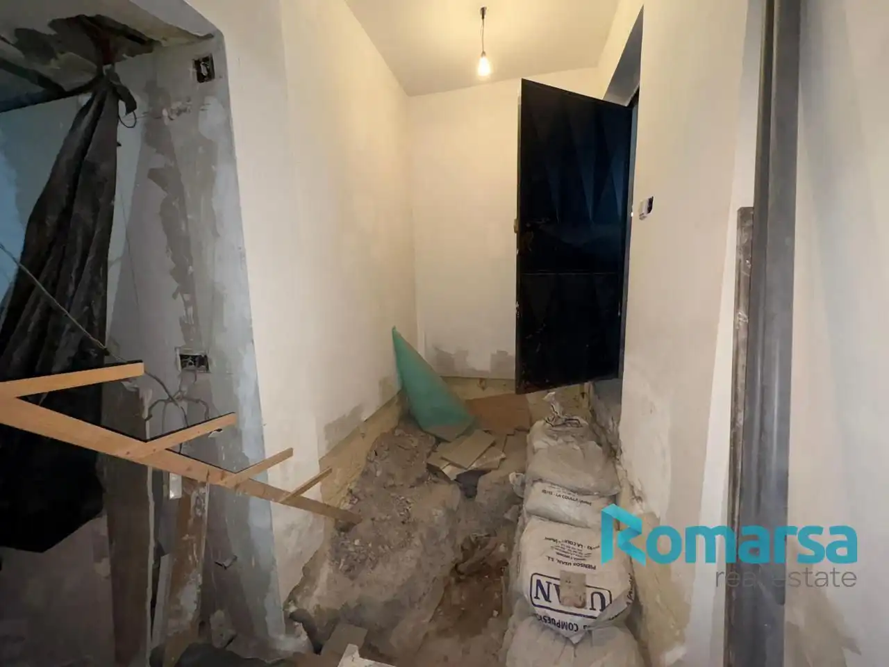 Casa adosada en venta en Ávila con Calefacción, Terraza y Trastero