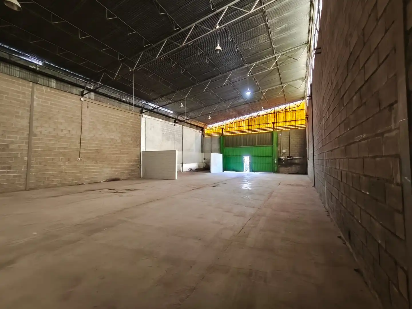Nau industrial de lloguer en Córdoba