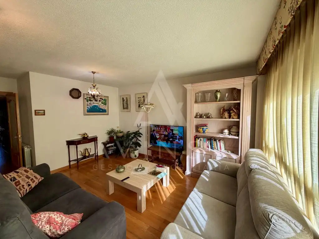 Piso con ascensor en venta en Calle Virgen Del Amparo, imagen 3