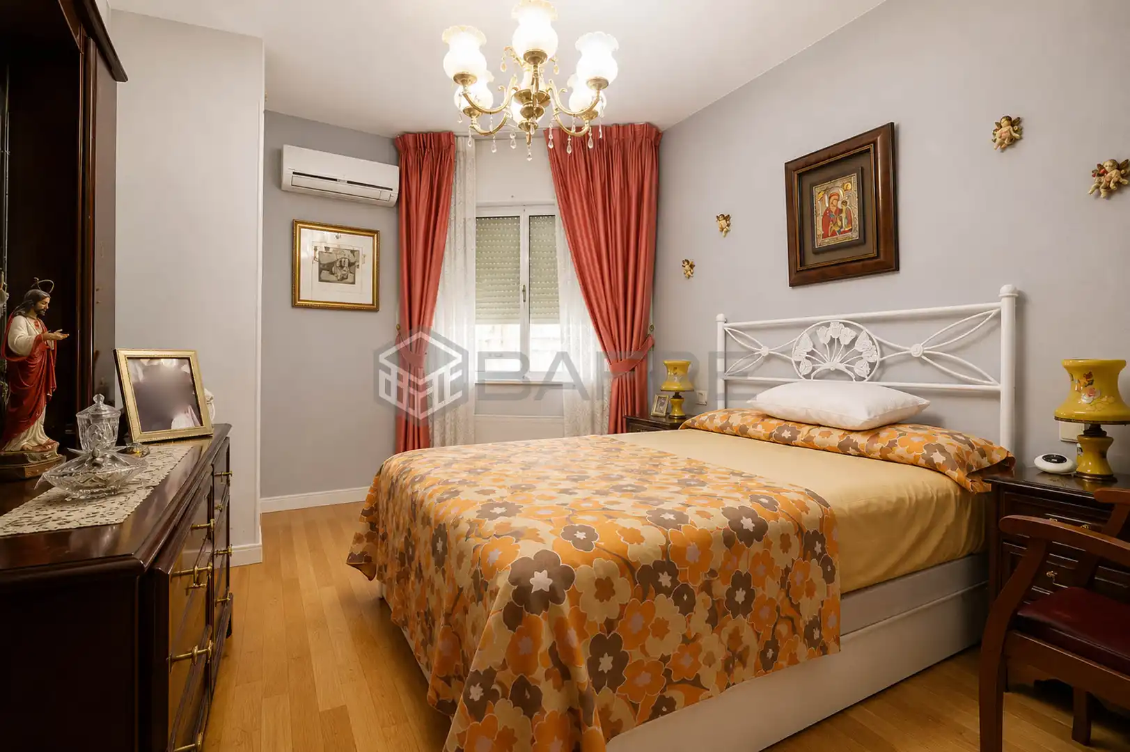 Bedroom of Flat for sale in Madrid  with Air Conditioner, Parquet flooring and Terrace