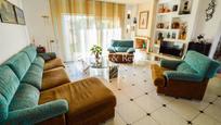 Sala d'estar de Casa o xalet en venda en Blanes amb Aire condicionat, Jardí privat i Terrassa