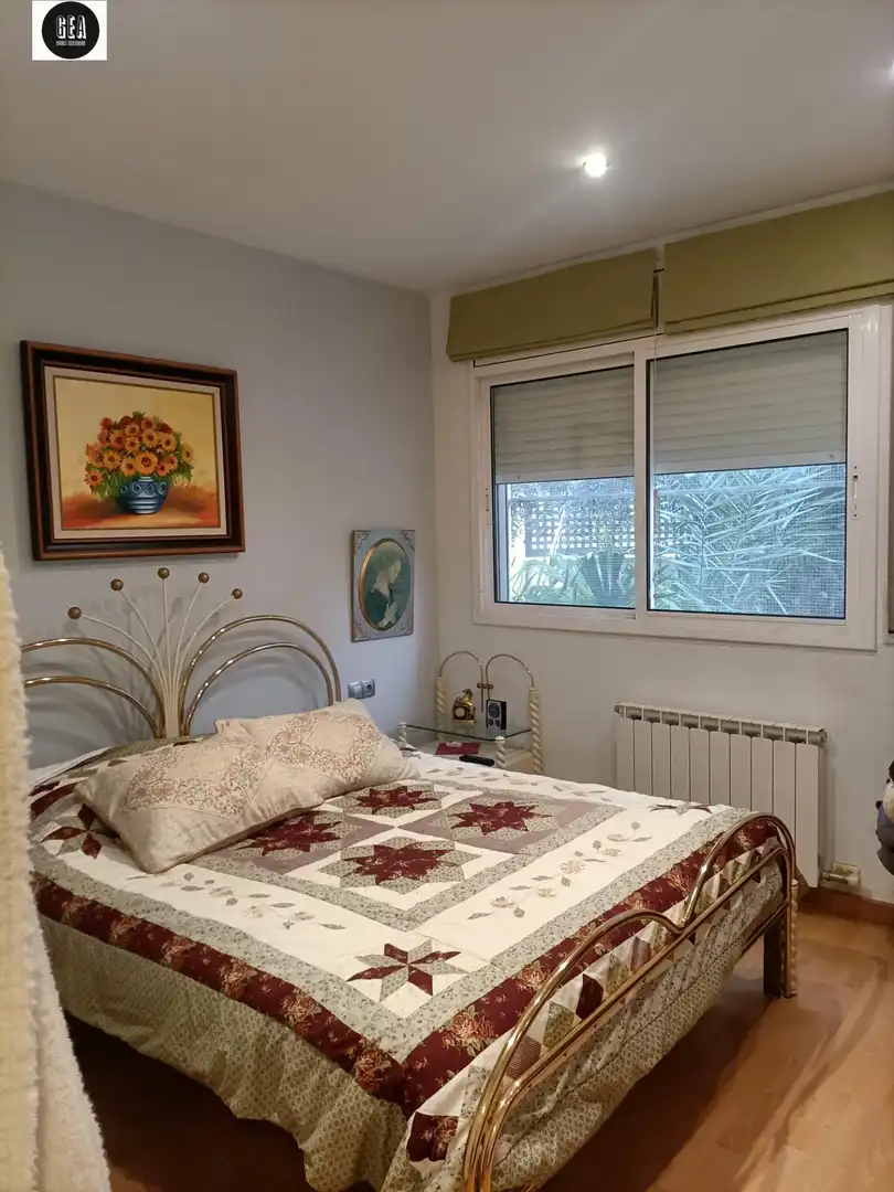 Habitación de Casa o chalet en venta en Vilanova de Segrià con Aire acondicionado, Calefacción y Jardín privado