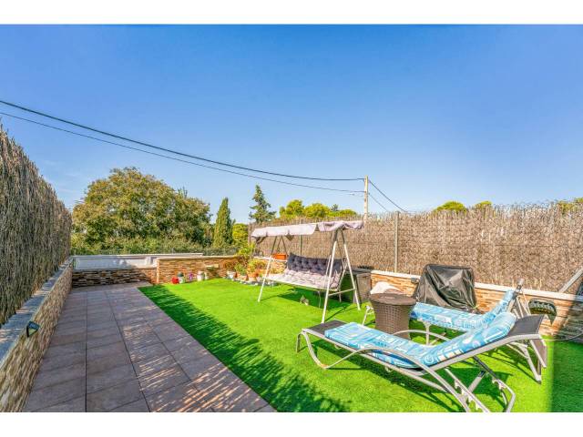 Casa adosada en Venta en Pica d´Estats en Mas d'En Serra - Els Cards