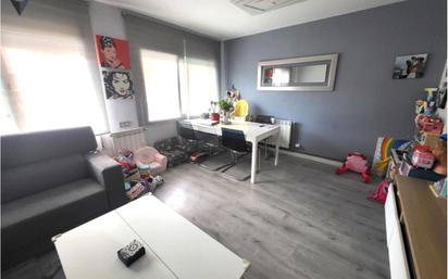Sala d'estar de Pis en venda en Sabadell amb Aire condicionat