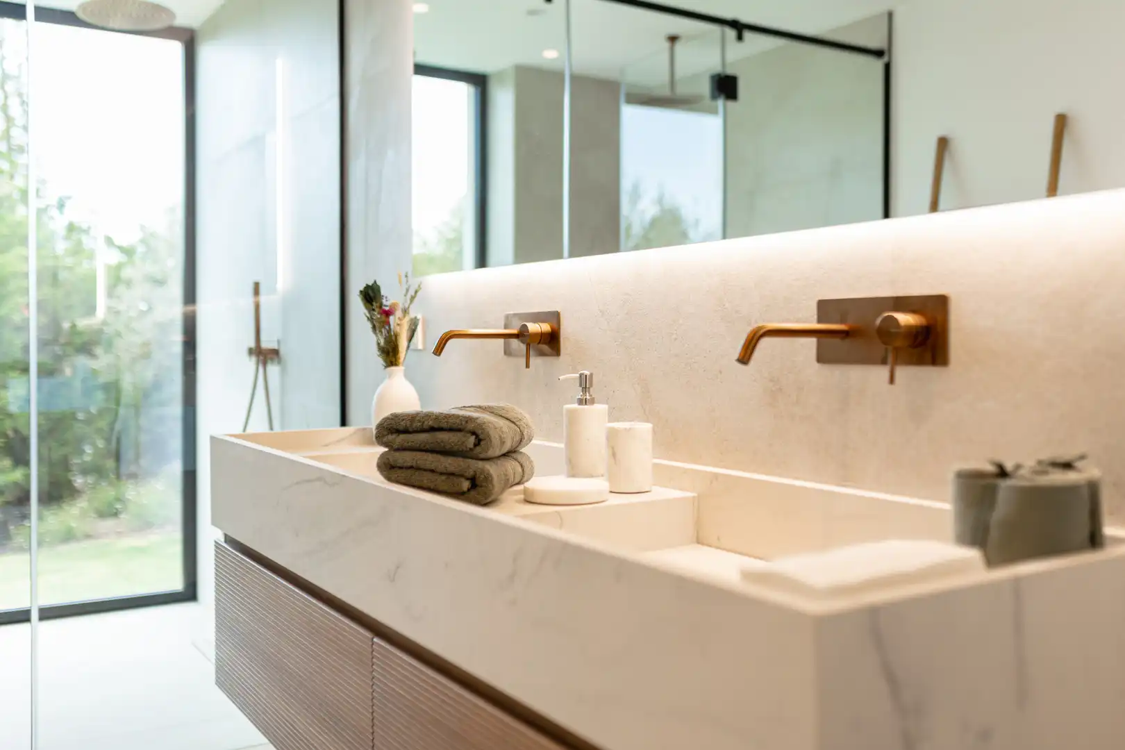 Baño de Casa o chalet en venta en Marbella con Aire acondicionado, Jardín privado y Terraza