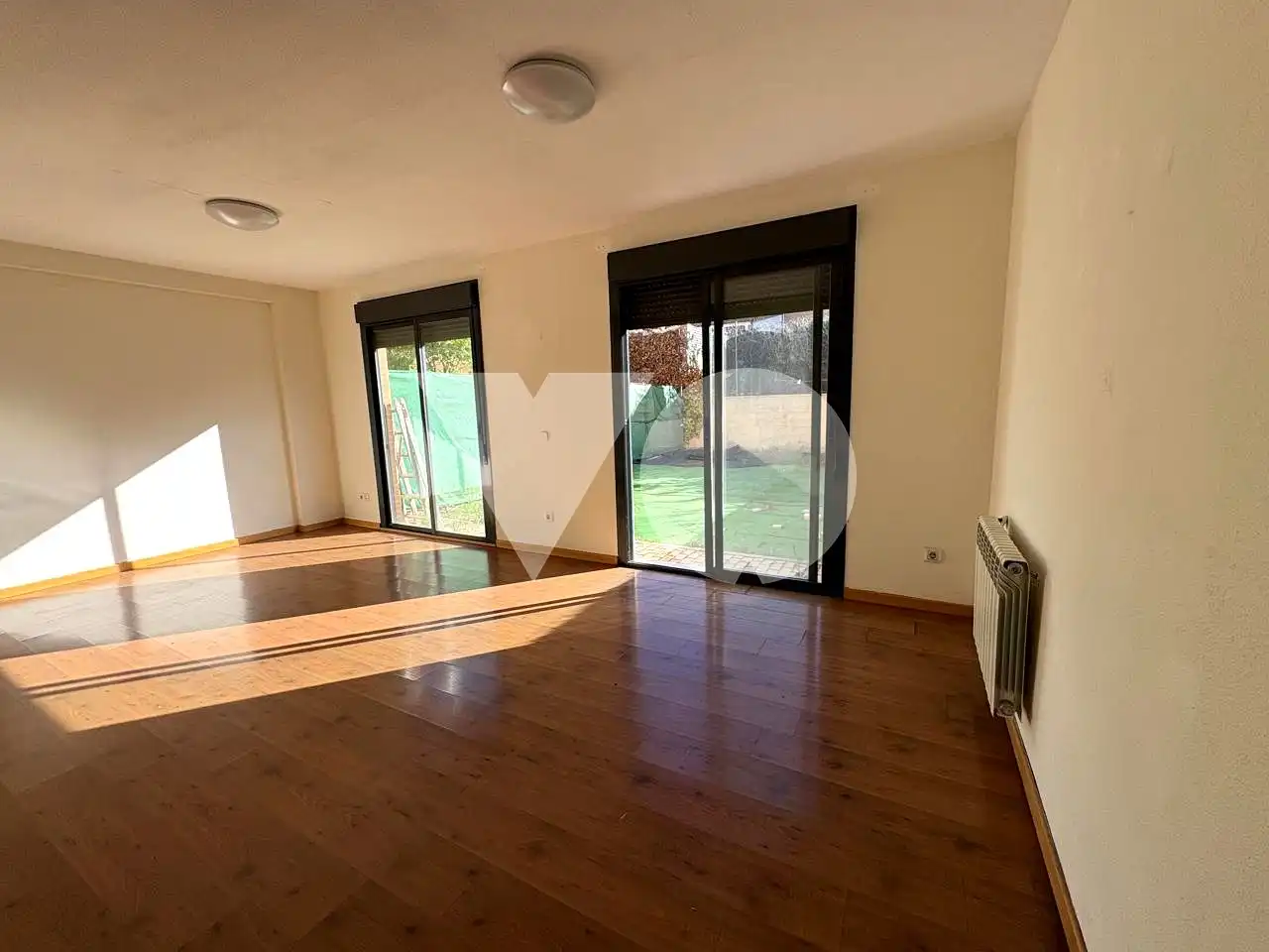 Sala d'estar de Casa o xalet en venda en Arganda del Rey amb Aire condicionat, Calefacció i Jardí privat