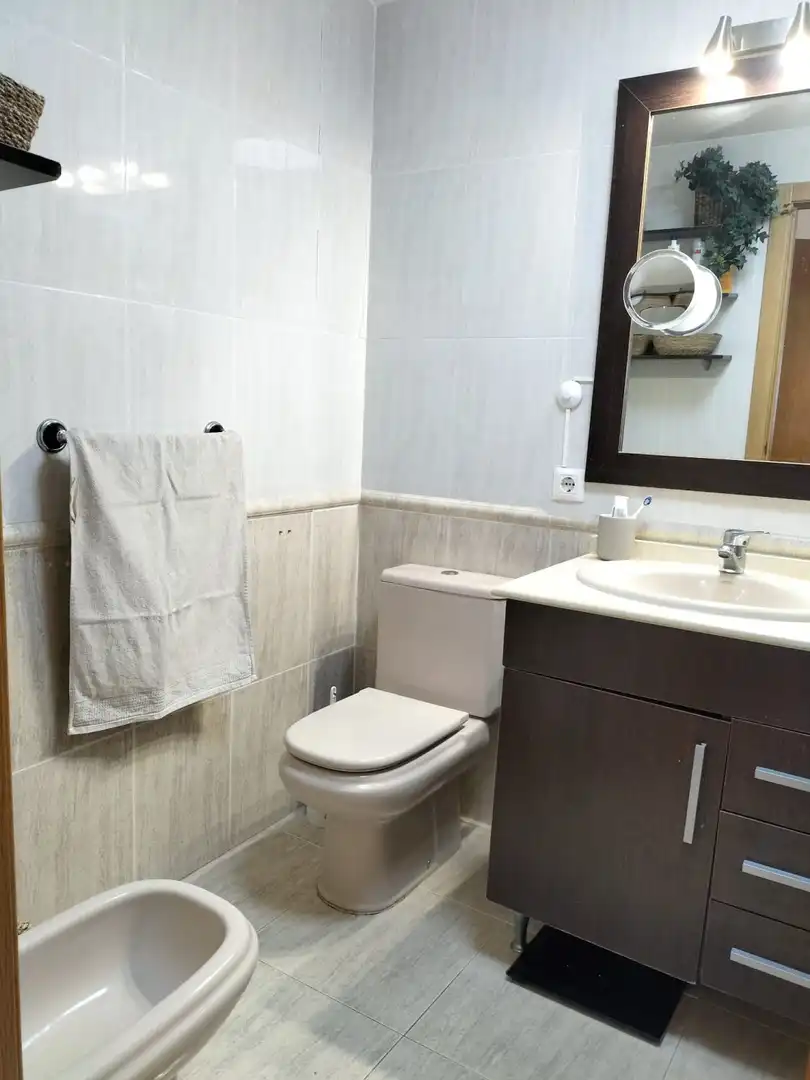 Bathroom of Flat for rent in Águilas