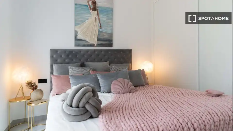 Habitación de Apartamento para compartir en Finestrat con Aire acondicionado, Terraza y Amueblado