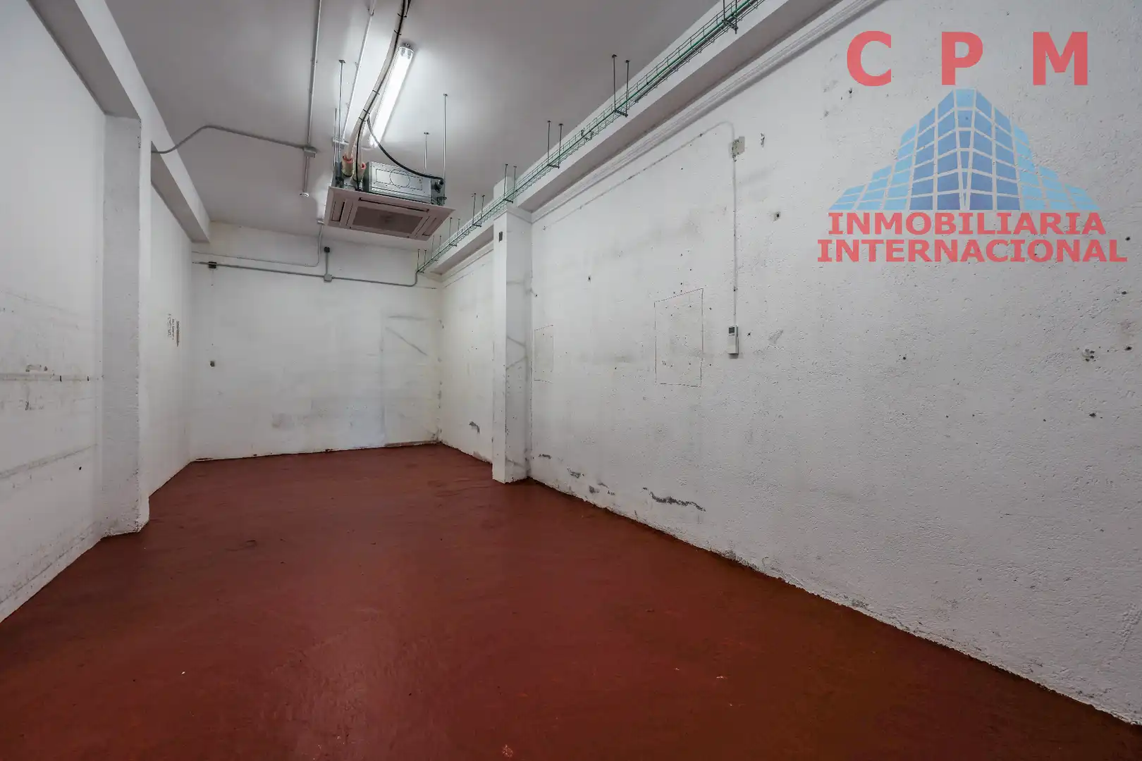 Nave industrial en venta en Madrid con Calefacción y Alarma