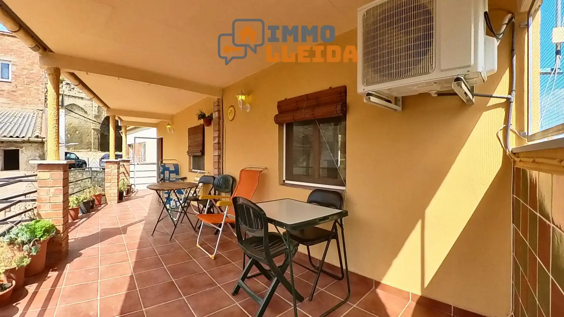 Terraza de Casa adosada en venta en Camarasa con Calefacción, Terraza y Trastero
