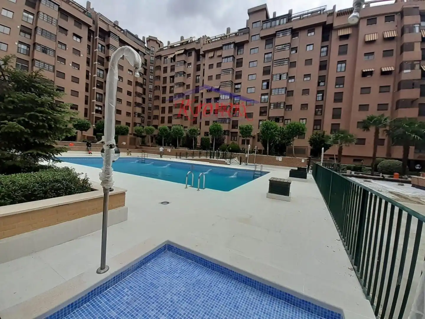 Piscina de Àtic en venda en Madrid amb Aire condicionat, Calefacció i Terrassa