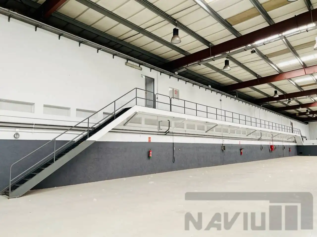 Nau industrial en venda en Navalcarnero amb Calefacció i Alarma