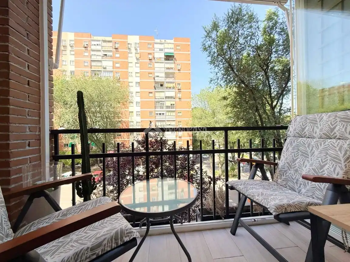 Balcony of Flat for sale in Madrid  with Air Conditioner and Heating