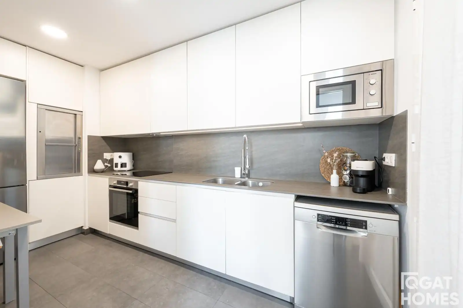Kitchen of Attic for sale in Sant Cugat del Vallès  with Air Conditioner, Heating and Storage room