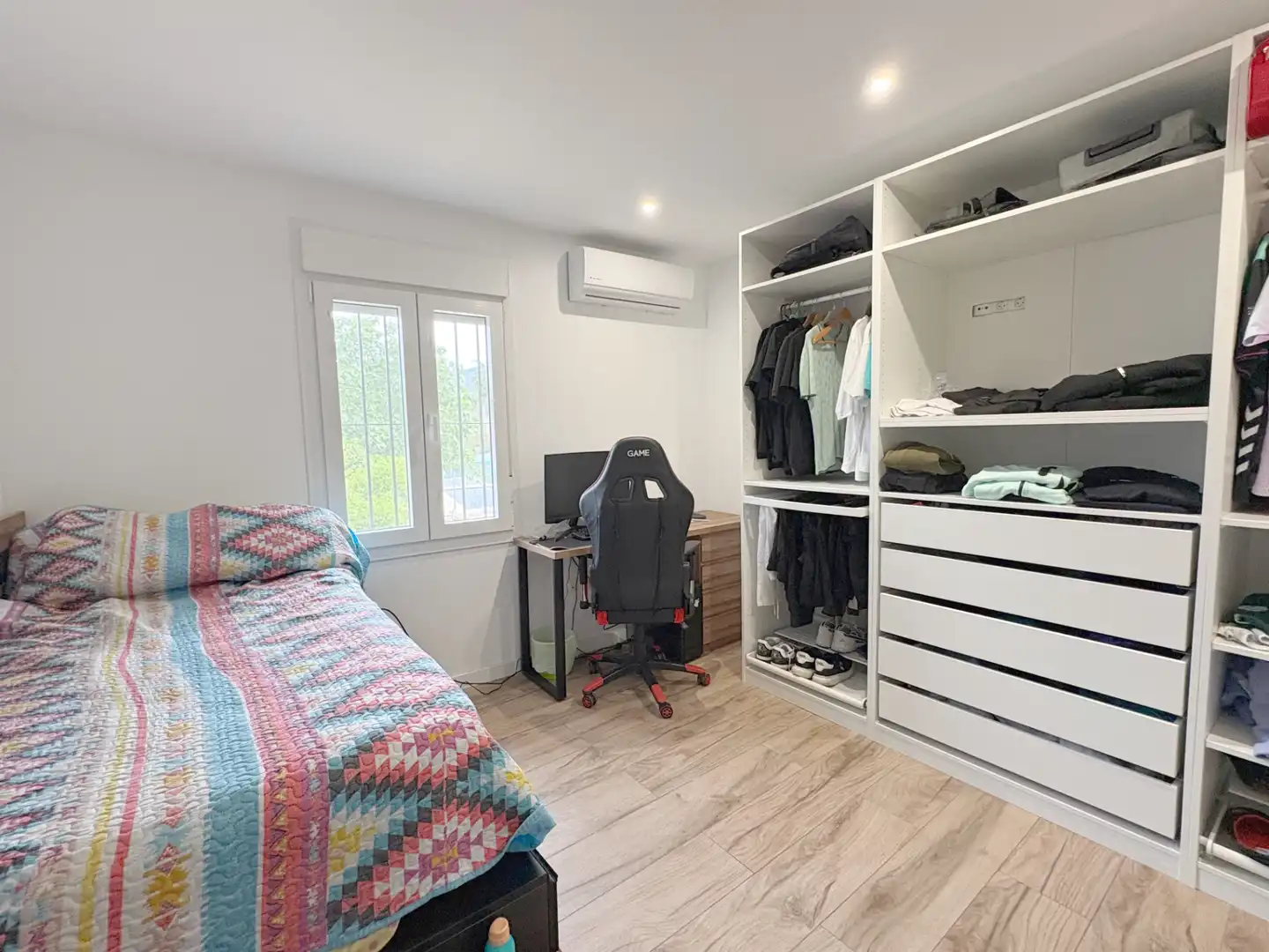 Schlafzimmer von Country house zum Verkauf in Alhaurín de la Torre mit Klimaanlage, Privatgarten und Terrasse