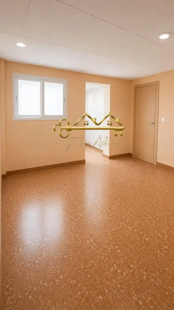 Flat for sale in Ontinyent  with Air Conditioner and Terrace