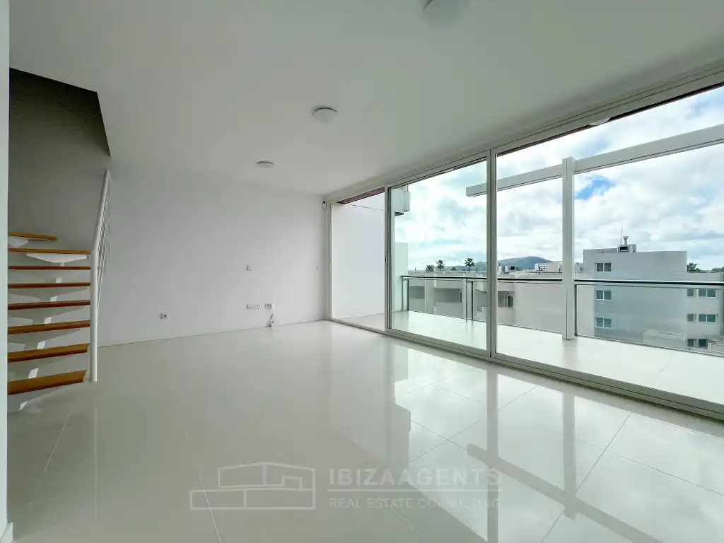 Sala de estar de Dúplex en venta en Eivissa con Aire acondicionado