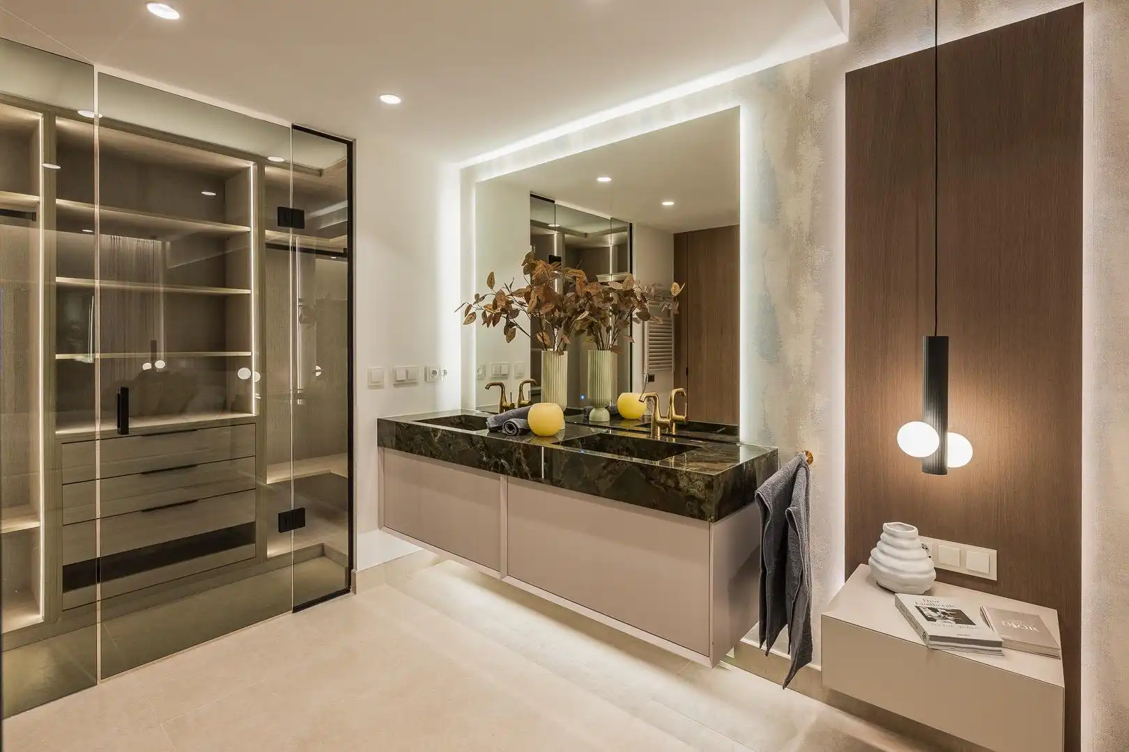 Bathroom of Apartments for sale in Estepona  with Air Conditioner, Terrace and Storage room