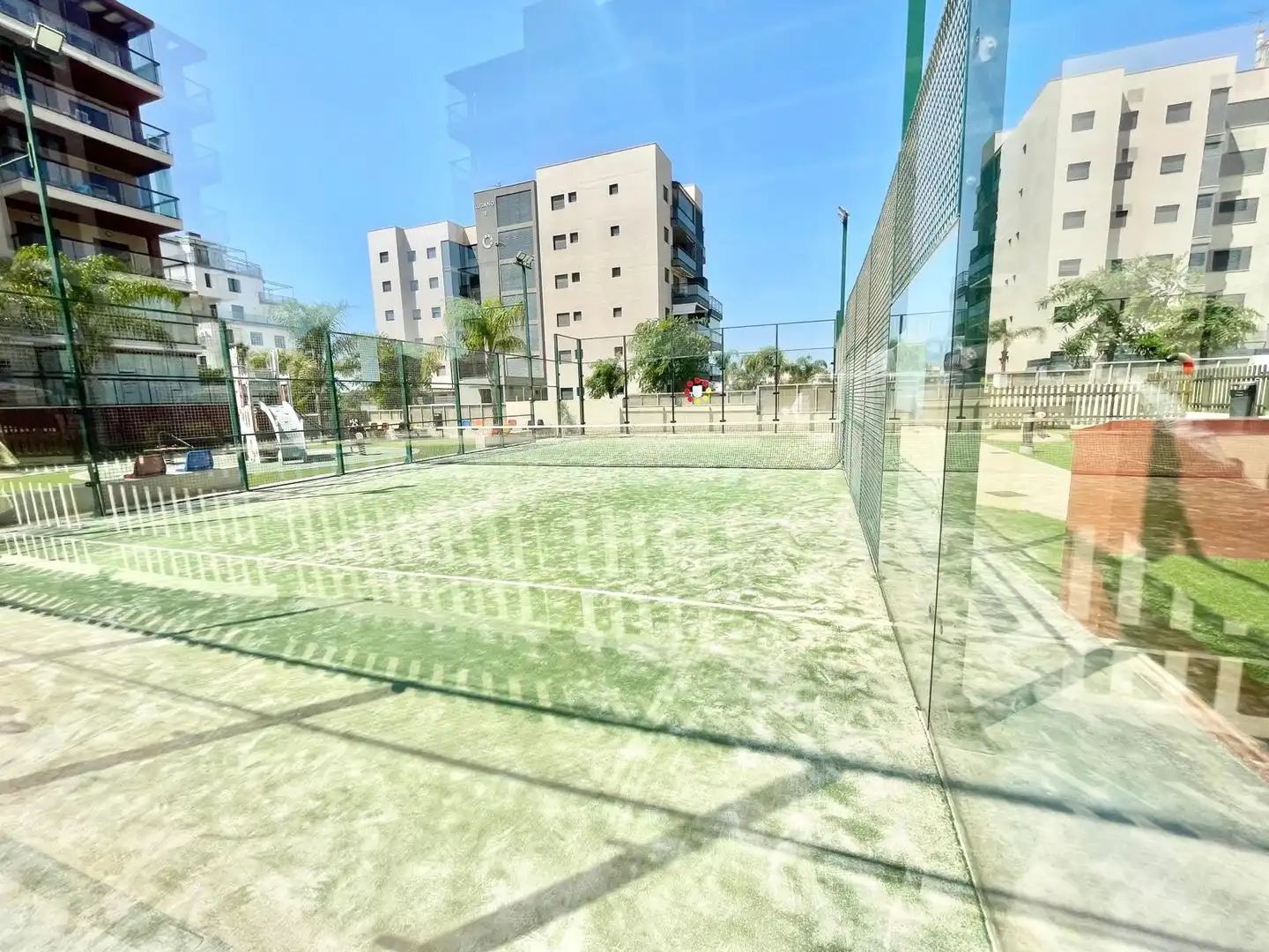 Vista exterior de Apartamento de alquiler en Pilar de la Horadada con Piscina, Amueblado y Lavadora
