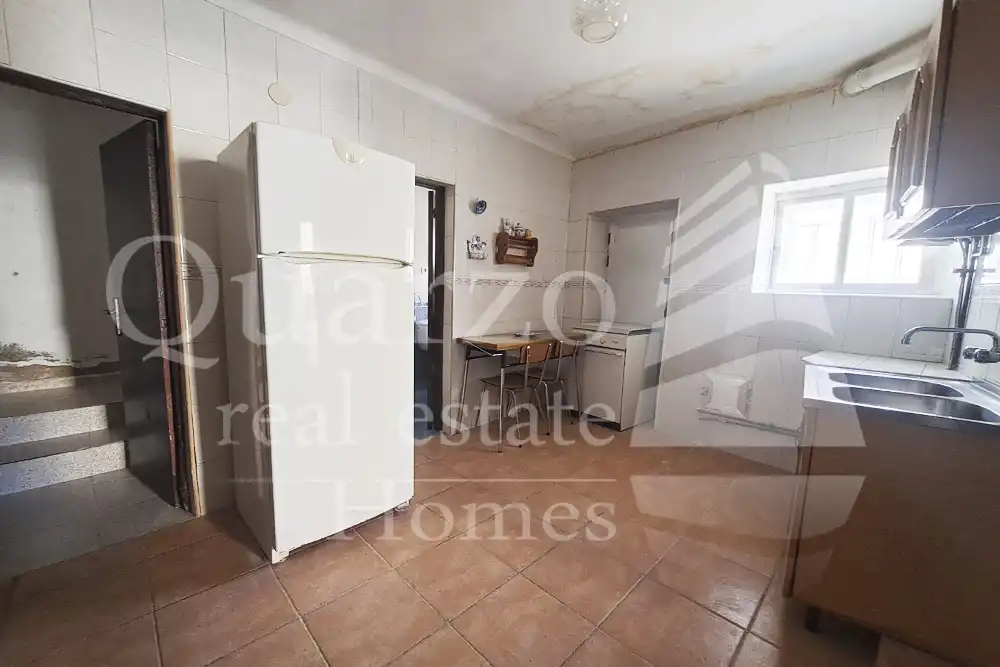 Cuina de Casa o xalet en venda en Madroñera amb Terrassa, Moblat i Balcó