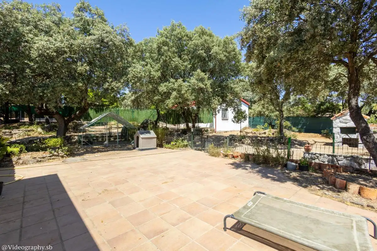 Jardín de Casa o chalet en venta en El Escorial con Calefacción y Jardín privado