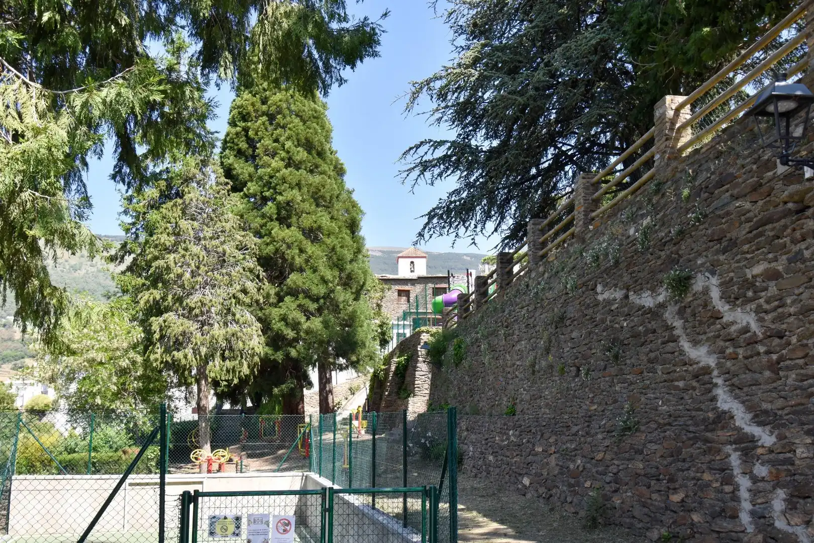 Jardí de Casa o xalet en venda en Capileira