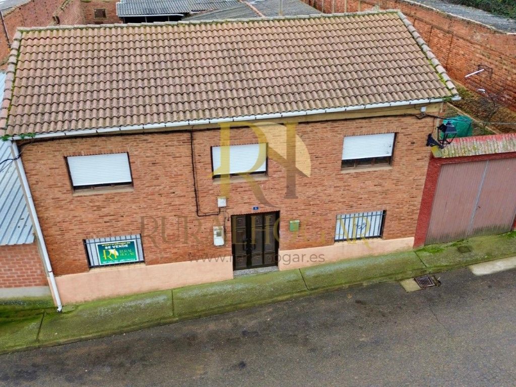 Country house zum verkauf in Villamañán