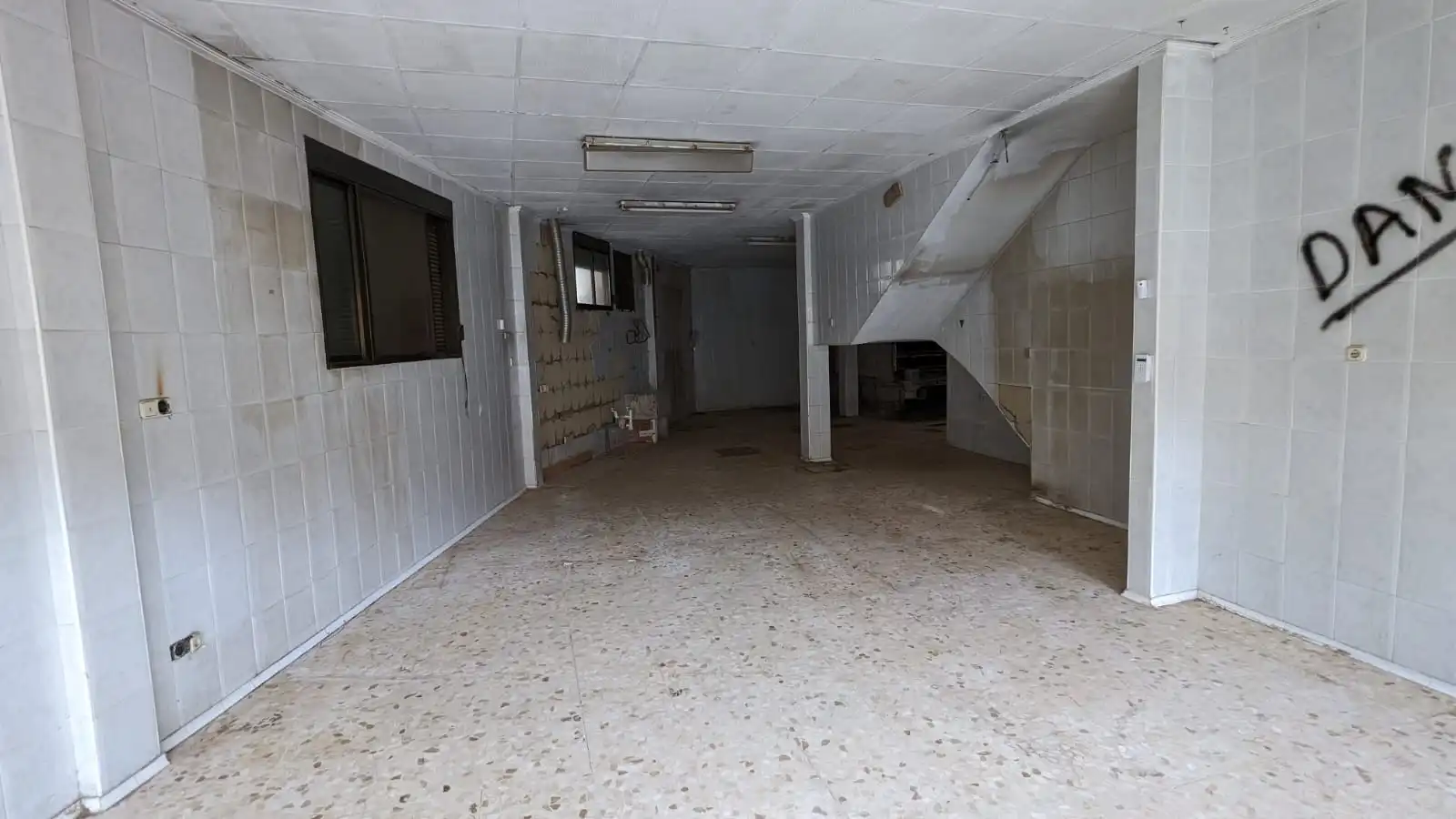 Gewerbefläche zum Verkauf in Calle San Vicente 32, imagen 6