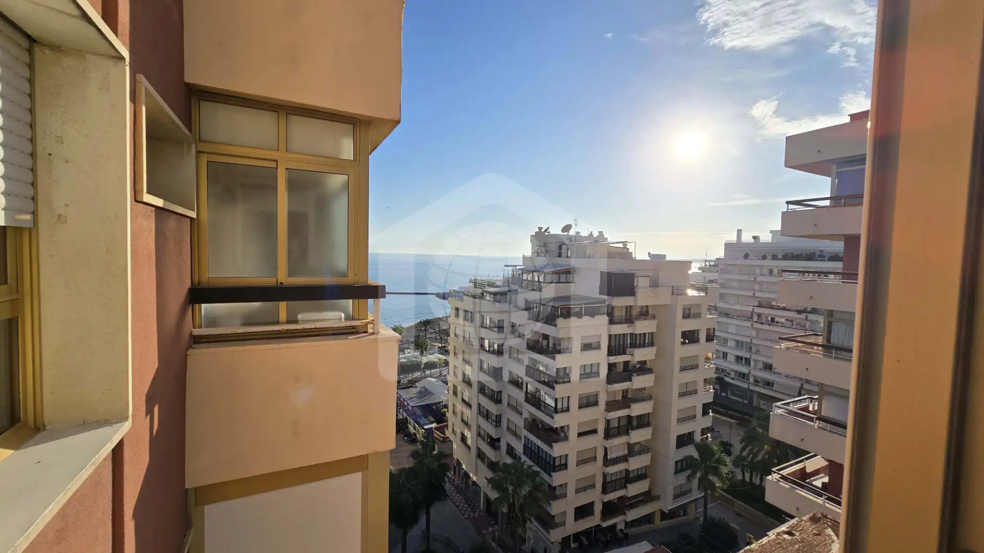 Piso con terraza en venta en Calle Juan Ruiz Muñoz, imagen 2