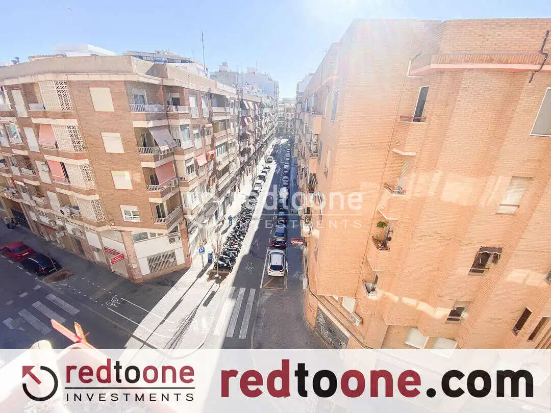 Piso con ascensor en venta en San Blas