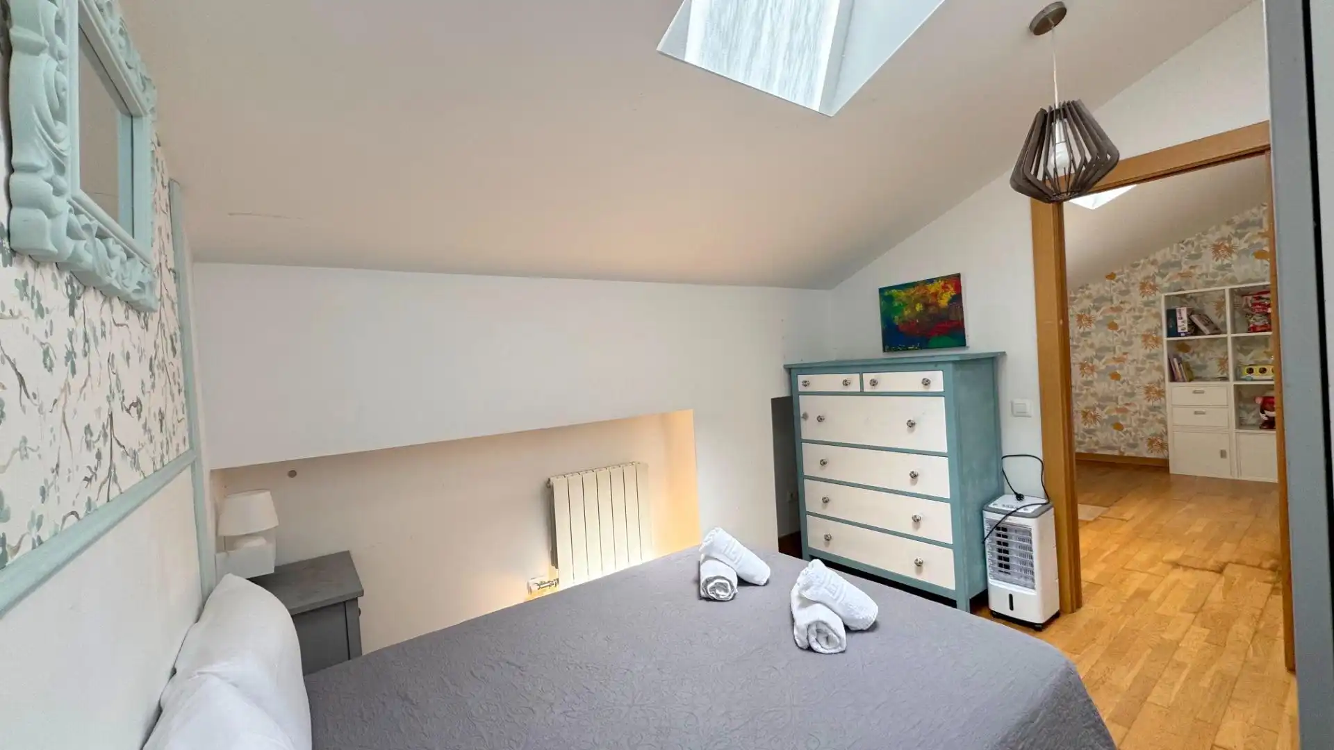 Habitación de Dúplex en venta en Cartes con Calefacción, Trastero y Amueblado