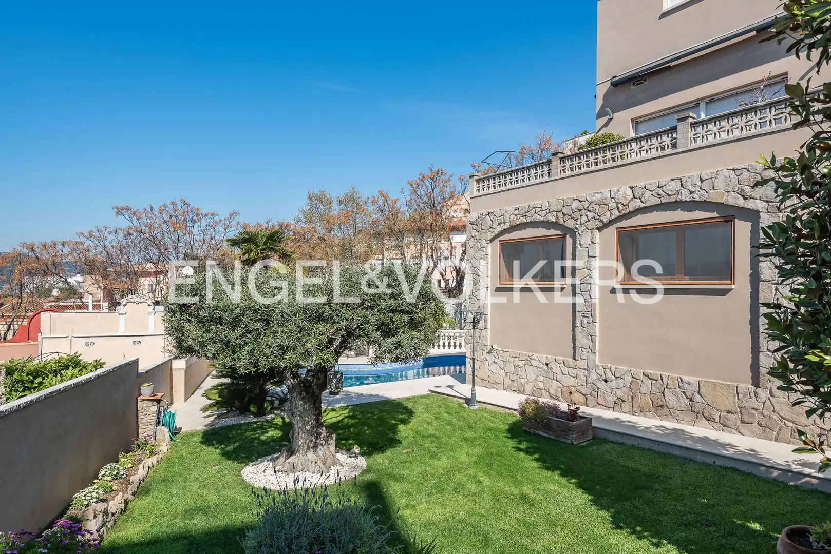Terrace of Houses for sale in Molins de Rei  with Heating, Private garden and Balcony